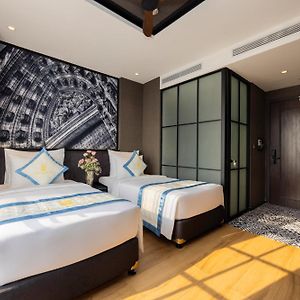 Double or Twin Room Sea View